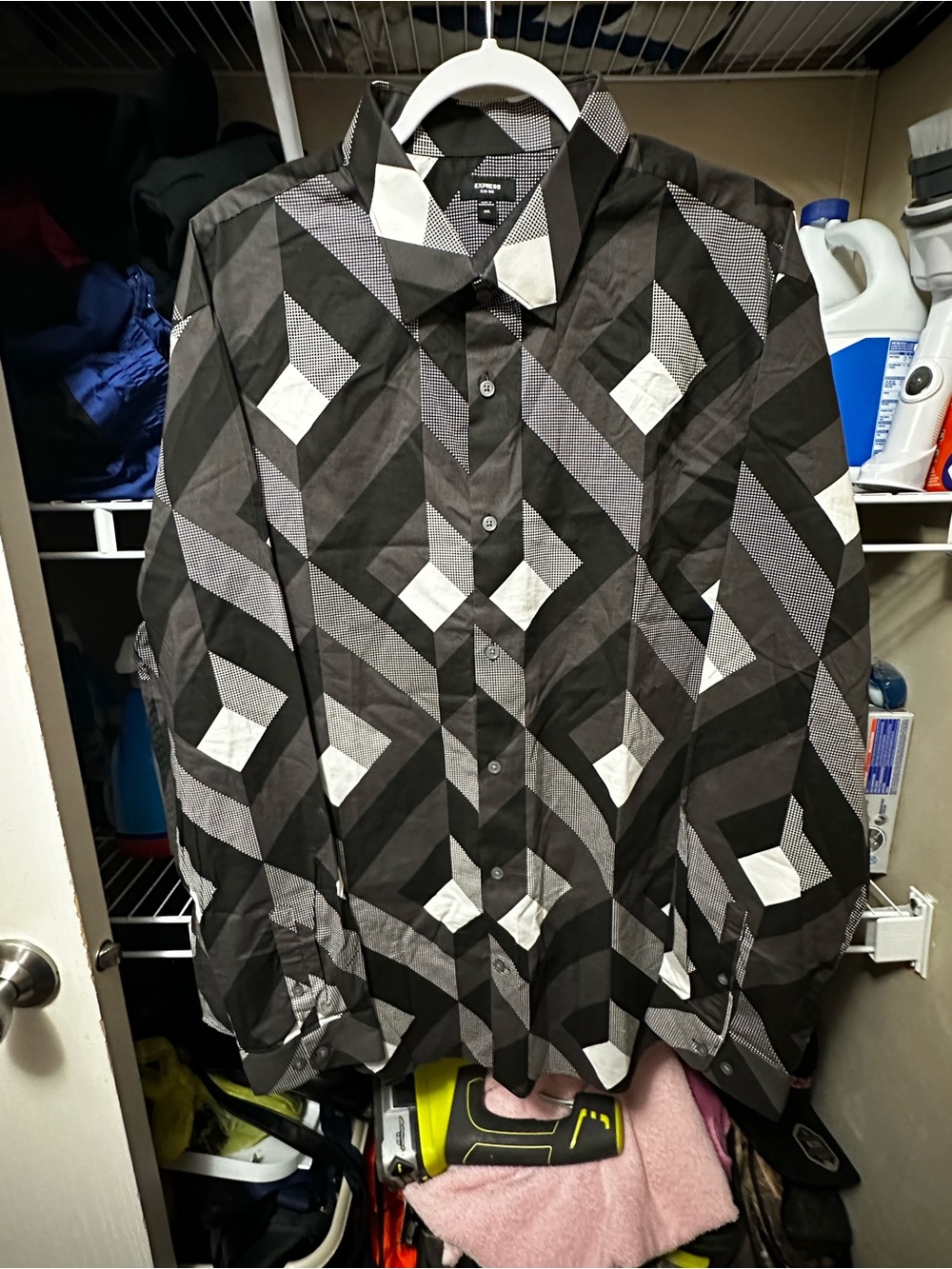 Express Geometric Print Dress Shirt - Black & Gray
